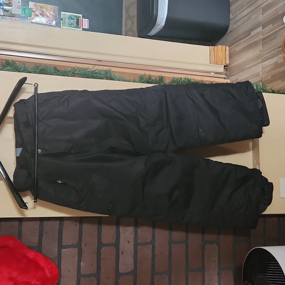Boys snowpants